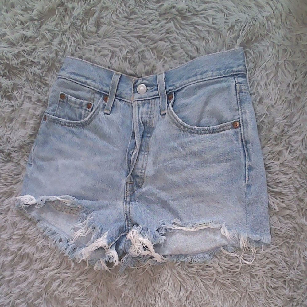 levi 501 shorts